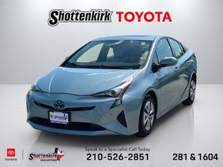 Used 2018 Toyota Prius Four w/ Advanced Technology Package video 1