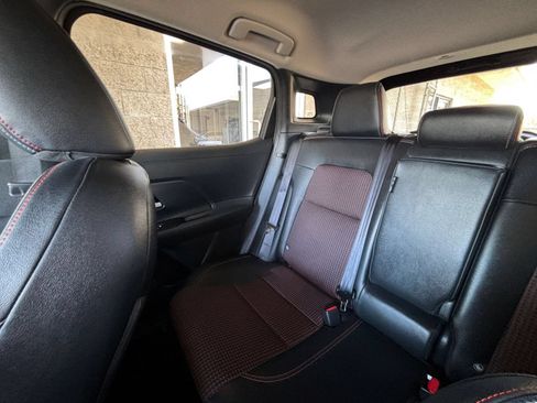 Used 2026 Nissan Kicks SR AWD/4WD image 39