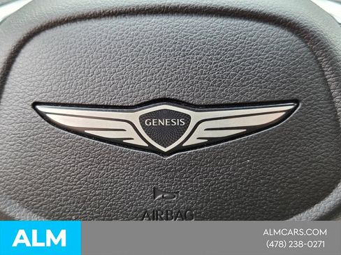 Used 2025 Genesis G70 2.5T RWD image 28