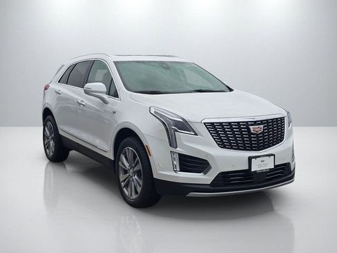 New 2026 Cadillac XT5 Premium Luxury image 3