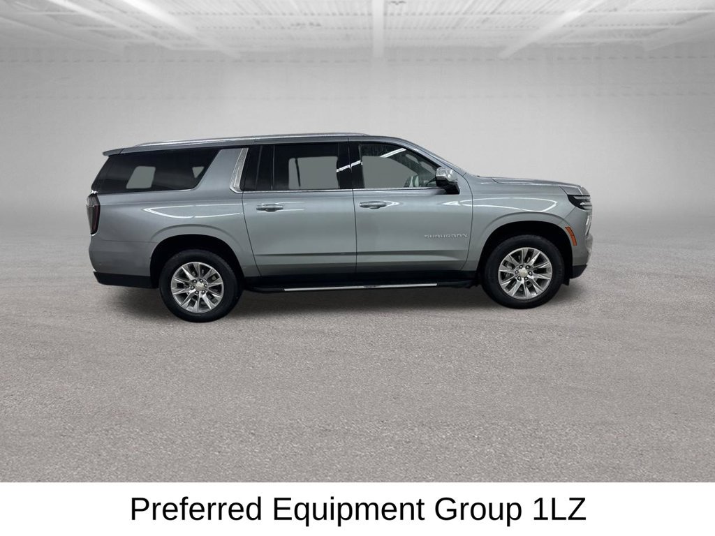 Used 2025 Chevrolet Suburban Premier AWD/4WD image 16
