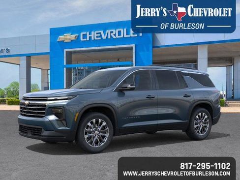 New 2026 Chevrolet Traverse LT w/ Sun and Wheel Package image 2