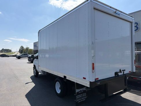 New 2027 Ford E-350 and Econoline 350 Super Duty w/ Power Equipment Group RWD image 3