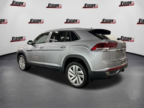 Used 2022 Volkswagen Atlas Cross Sport SE image 7