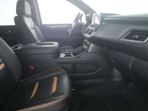 Used 2024 GMC Yukon AT4 w/ Technology Package image 36