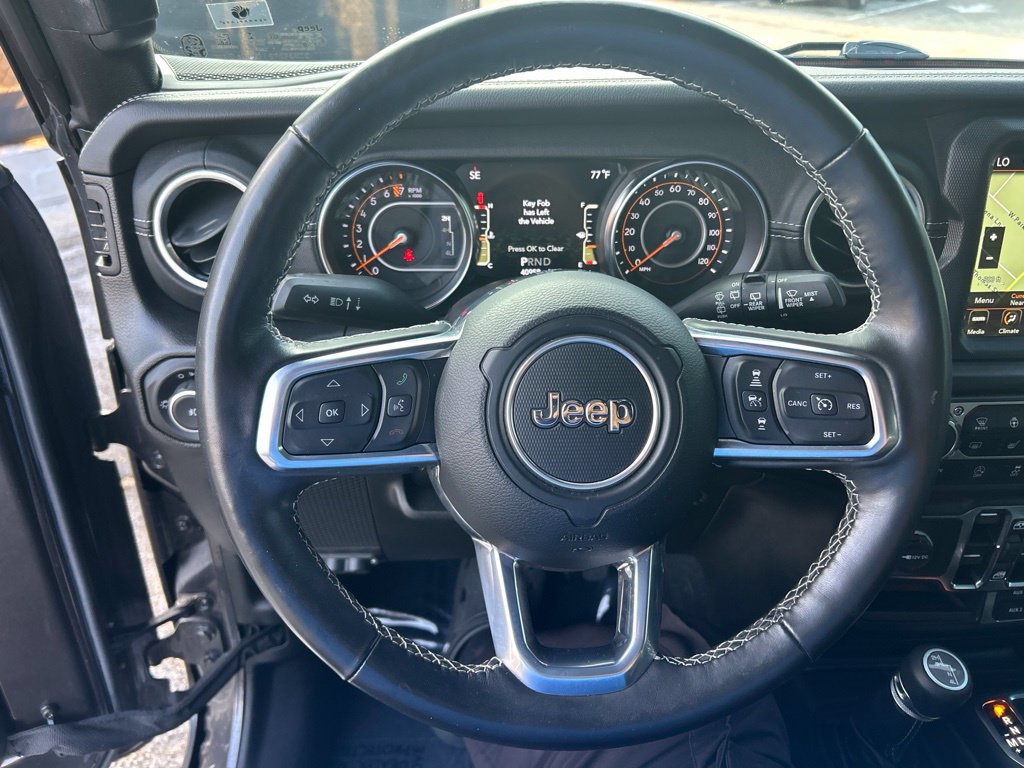Used 2022 Jeep Wrangler Unlimited Sahara w/ LED Lighting Group AWD/4WD image 16