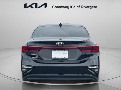 Used 2021 Kia Forte Sedan FWD image 4