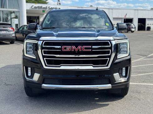 Used 2024 GMC Yukon SLT w/ SLT Luxury Package AWD/4WD image 10