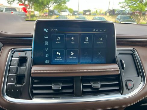 Used 2023 Chevrolet Tahoe High Country w/ Advanced Technology Package AWD/4WD image 40