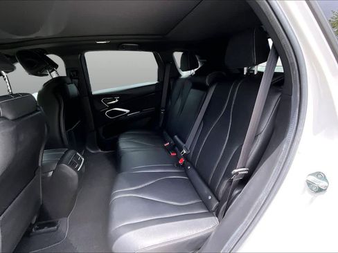 Used 2025 Acura RDX SH-AWD image 21