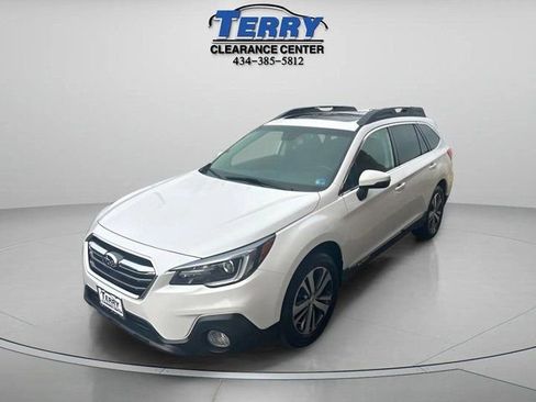 Used 2019 Subaru Outback 2.5i Limited image 3