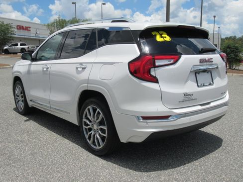 Used 2023 GMC Terrain Denali AWD/4WD image 5