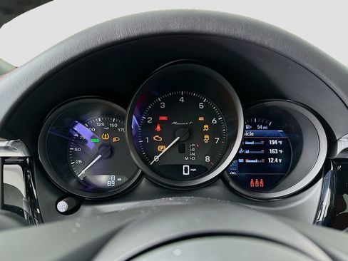 New 2026 Porsche Macan Turbo image 13