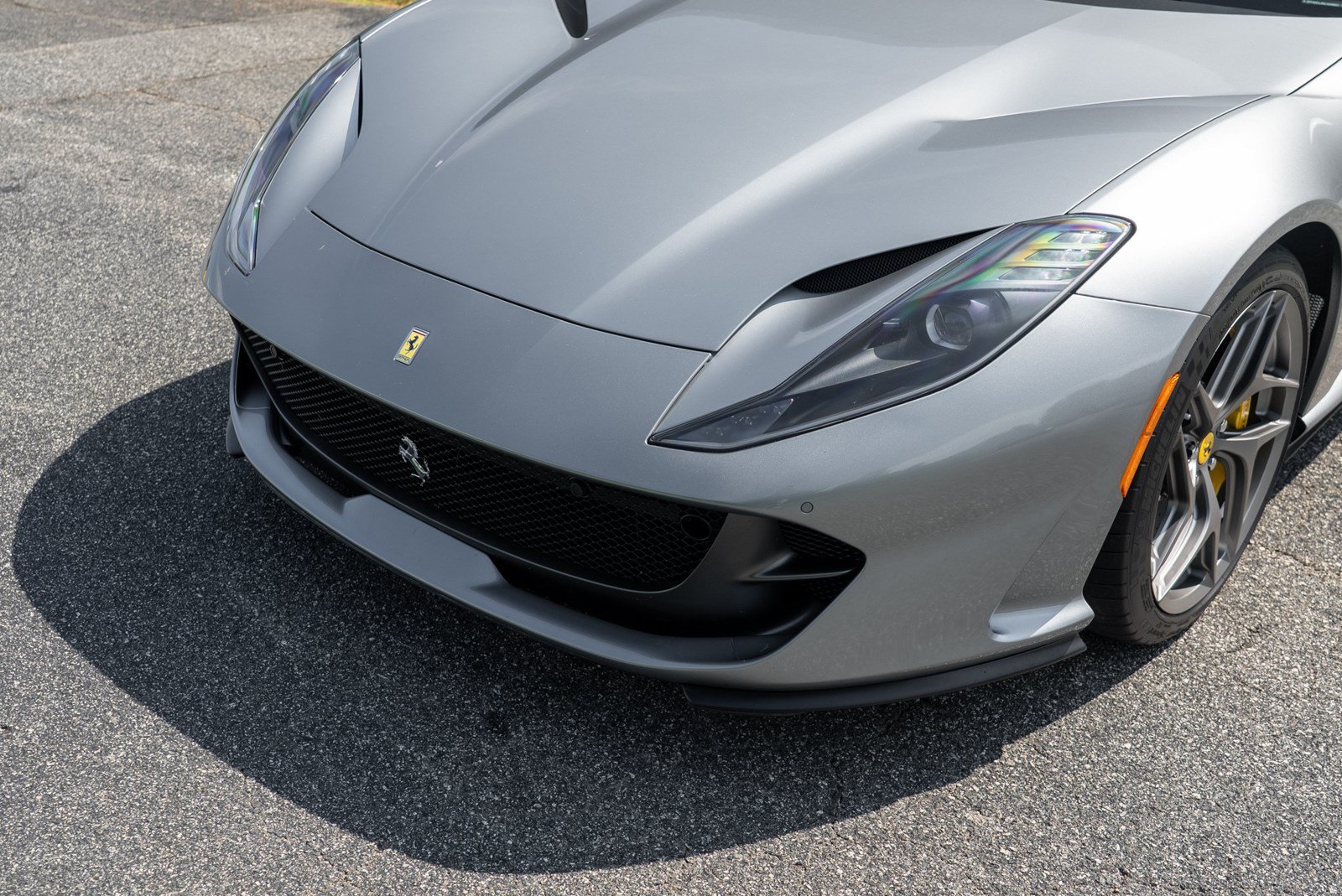 Used 2020 Ferrari 812 Superfast RWD image 26
