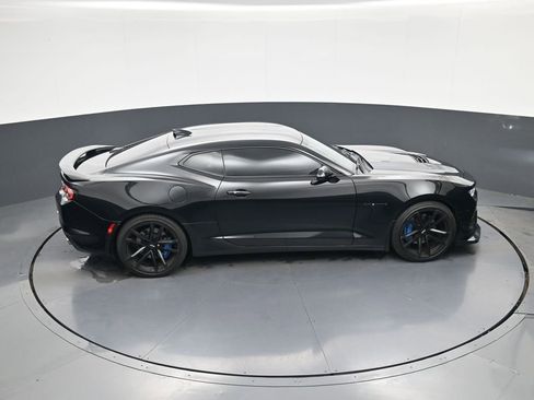 Used 2019 Chevrolet Camaro SS image 34
