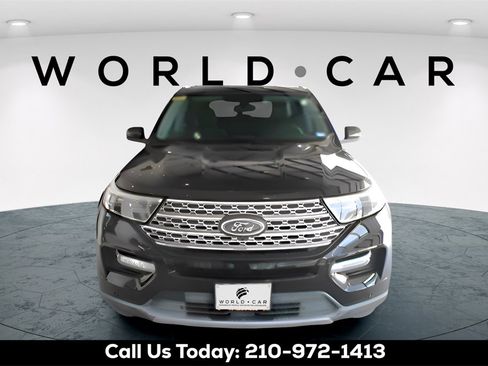 Used 2021 Ford Explorer Limited w/ Equipment Group 301A image 2