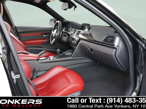 Used 2018 BMW M3 image 35