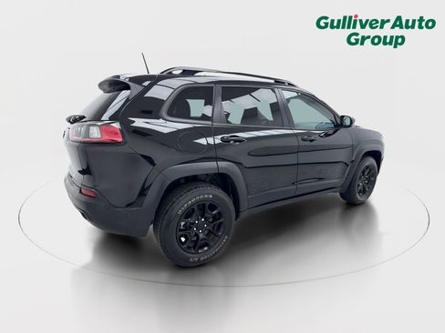 Used 2022 Jeep Cherokee Latitude AWD/4WD image 9