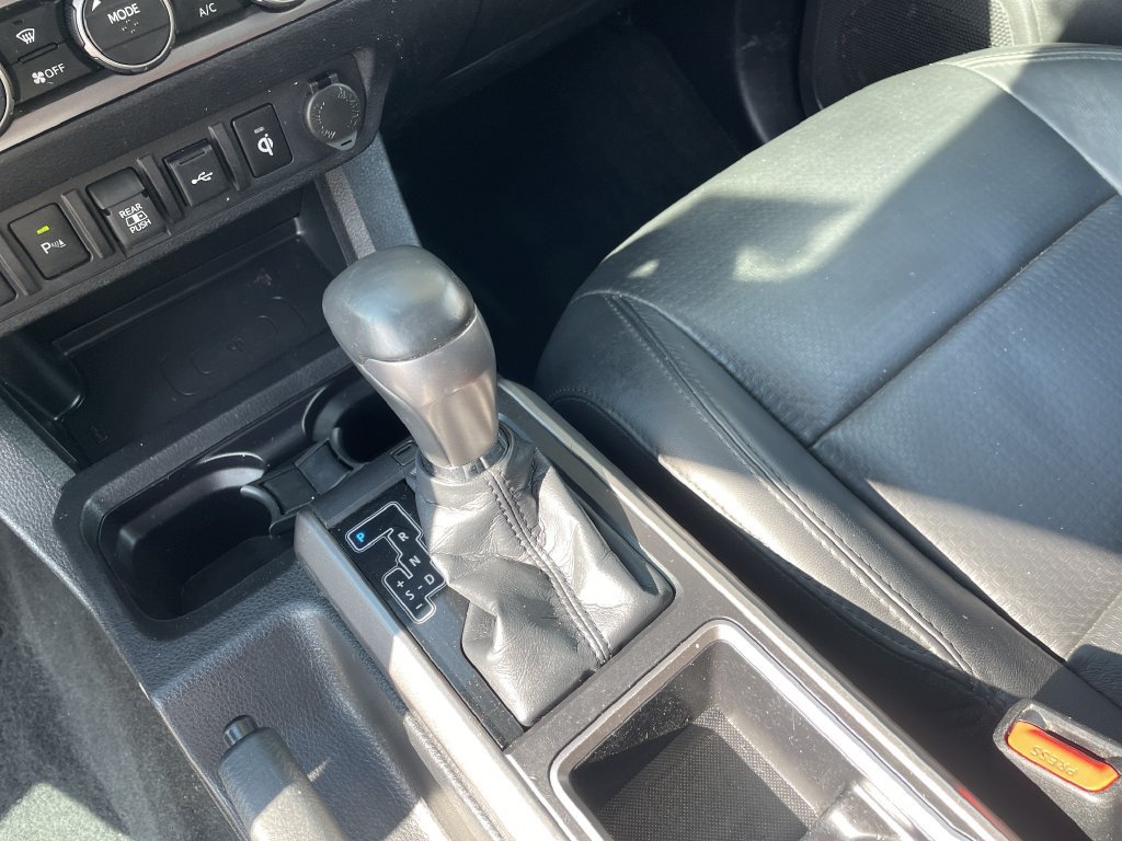 Certified 2023 Toyota Tacoma Limited AWD/4WD image 21