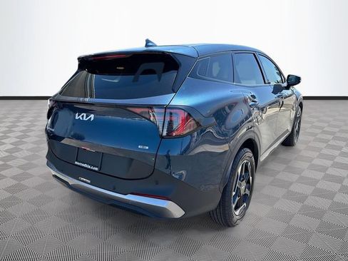 New 2027 Kia Sportage S FWD image 7