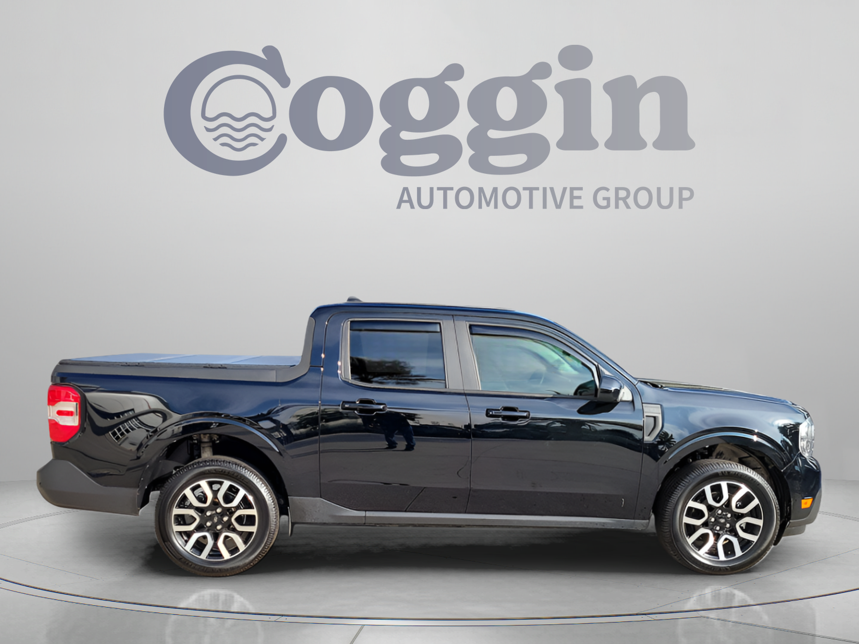 Used 2024 Ford Maverick Lariat FWD image 5