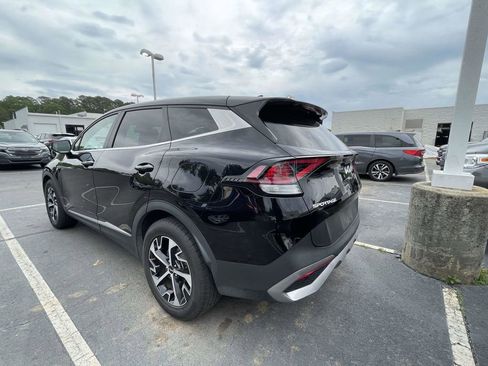 Used 2023 Kia Sportage EX FWD image 12