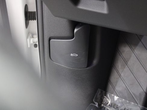 Used 2023 Audi Q5 2.0T Premium Plus image 34