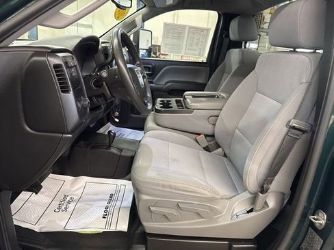 Used 2018 GMC Sierra 2500 4x4 Regular Cab w/ Sierra Convenience Package image 11