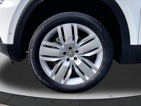 Used 2019 Volkswagen Atlas SEL Premium AWD/4WD image 34