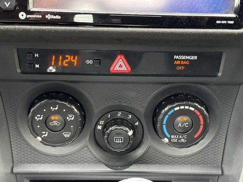 Used 2017 Toyota 86 RWD image 19
