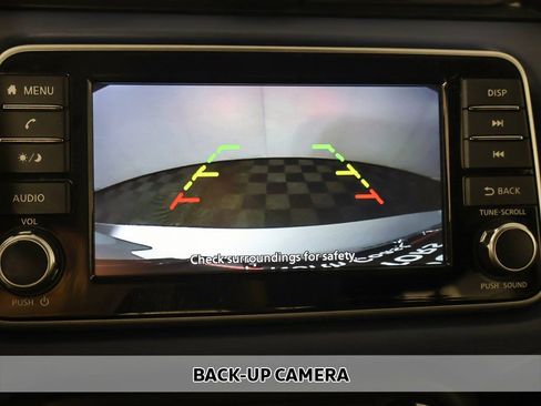 Used 2024 Nissan Versa SV w/ Trunk Package image 4