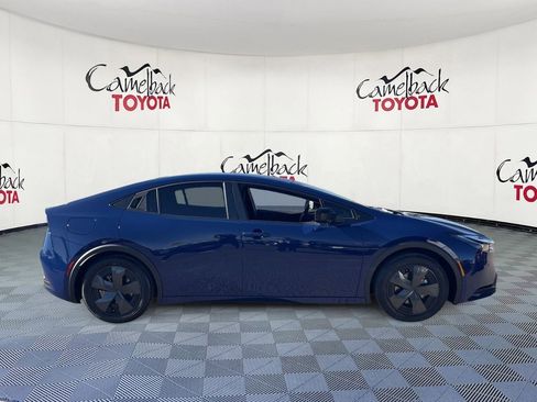 New 2026 Toyota Prius Plug-In Hybrid image 8