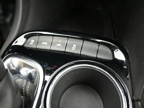 Used 2025 Buick Encore GX Preferred AWD/4WD image 27
