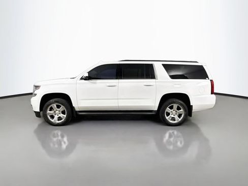 Used 2016 Chevrolet Suburban LT AWD/4WD image 4
