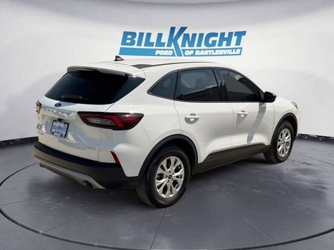 Used 2025 Ford Escape Active AWD/4WD image 5
