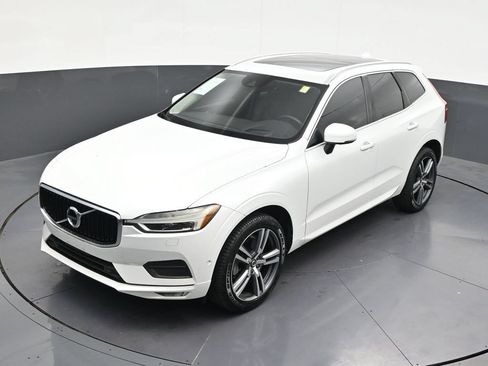 Used 2018 Volvo XC60 T6 Momentum w/ Advanced Package AWD/4WD image 14