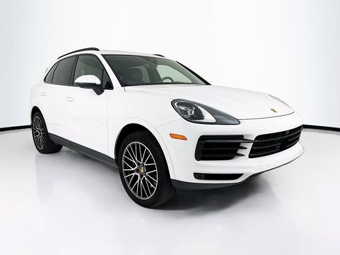 Certified 2023 Porsche Cayenne image 9