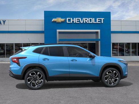 New 2026 Chevrolet Trax RS w/ Sunroof Package image 35