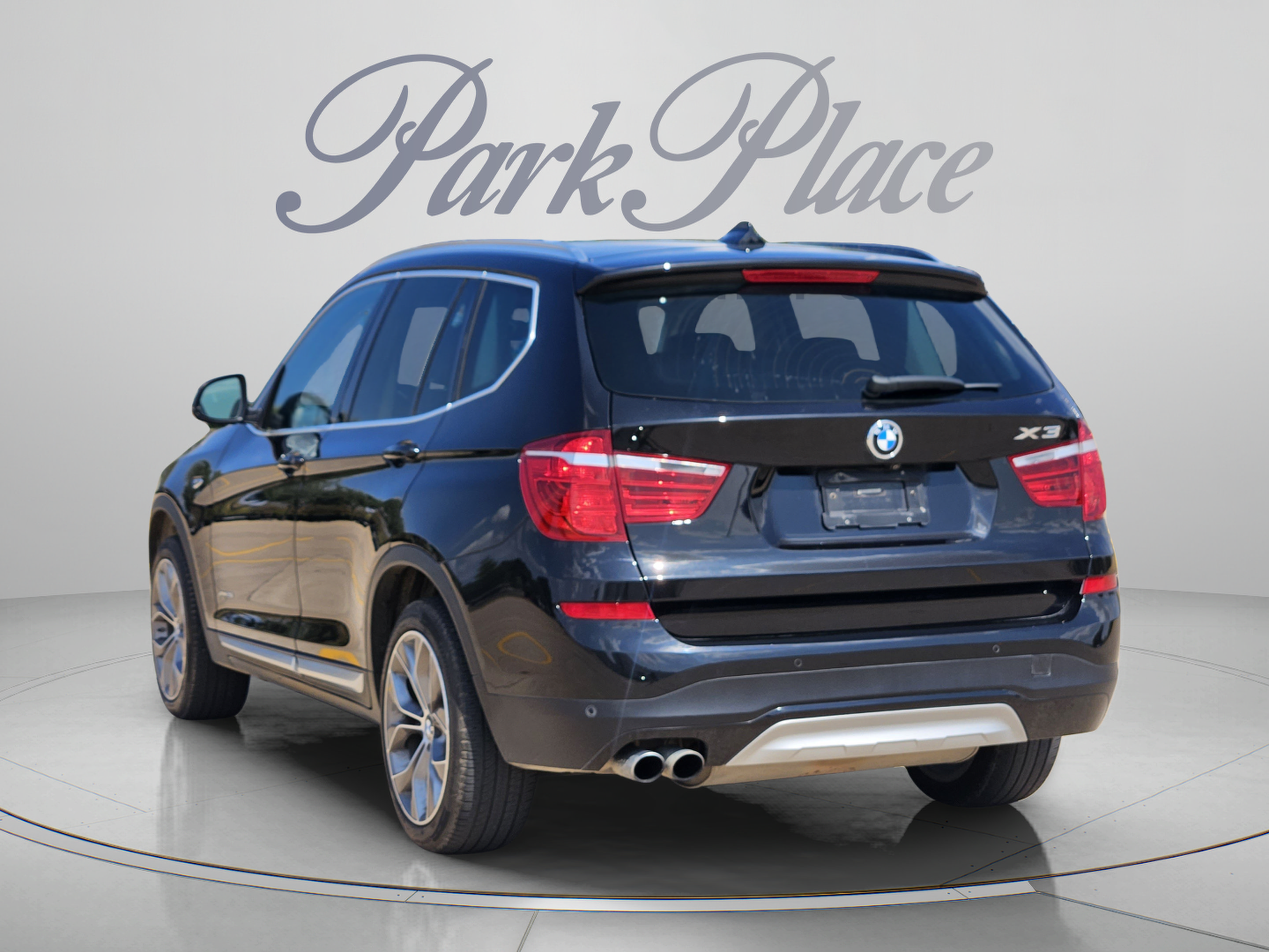 Used 2017 BMW X3 xDrive28i AWD/4WD image 3