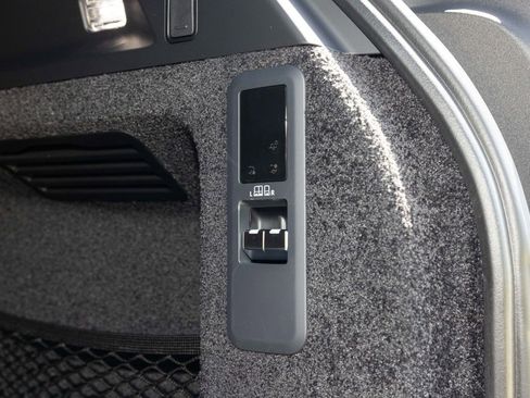 Used 2025 Land Rover Range Rover SE AWD/4WD image 54