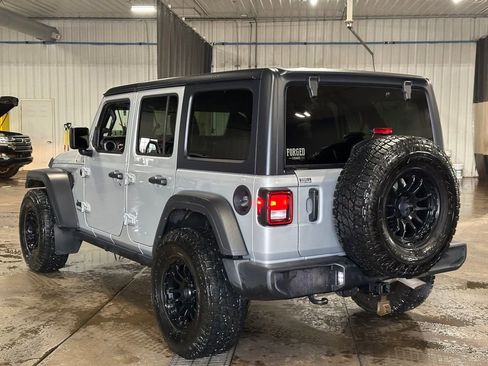 Used 2022 Jeep Wrangler Unlimited Sport image 5