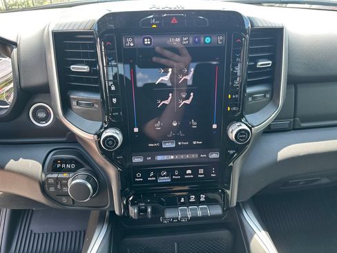 New 2026 RAM 1500 4x4 Crew Cab image 24