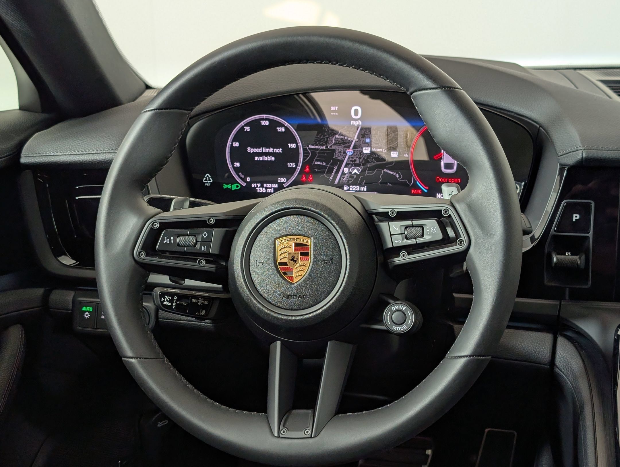 Certified 2025 Porsche Panamera 4 AWD/4WD image 13