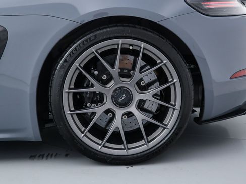 Used 2023 Porsche 718 Cayman GT4 RS RWD image 45