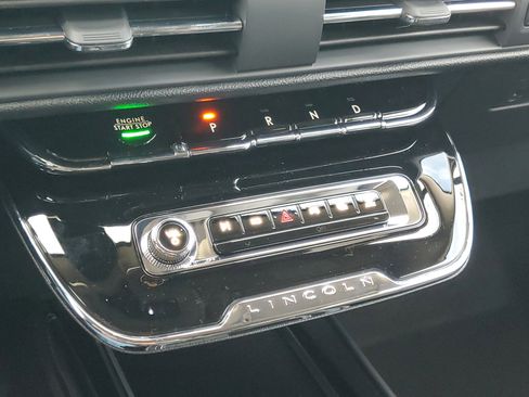 New 2026 Lincoln Corsair Premiere image 22