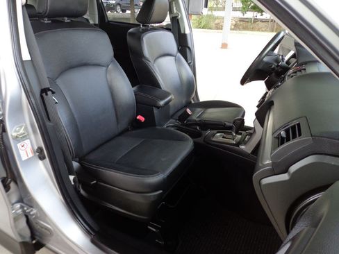 Used 2014 Subaru Forester 2.5i Limited w/ Popular Package #1 AWD/4WD image 17