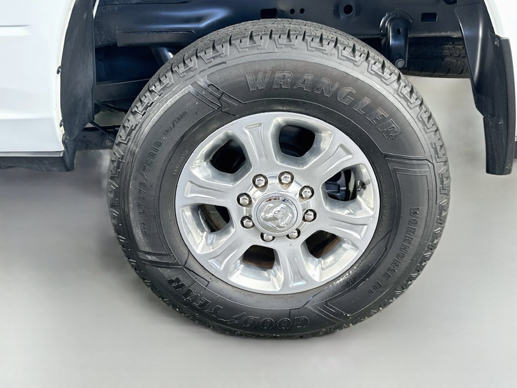 Used 2024 RAM 2500 Big Horn AWD/4WD image 33