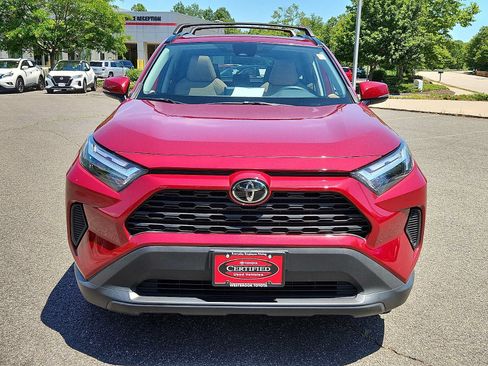 Certified 2022 Toyota RAV4 XLE w/ Convenience Package AWD/4WD image 2