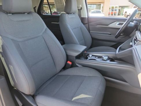 Used 2026 Ford Explorer Active RWD image 24