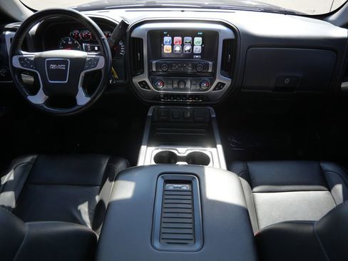 Used 2018 GMC Sierra 1500 SLT image 31